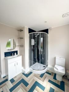 Large House Near Racecourse, City & Uni