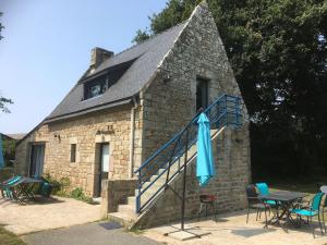 GITE Le BELLEVUE 2-4 pers, piscine, billiard et baby-foot