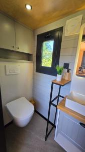 Tiny house Dôme jacuzzi privatif