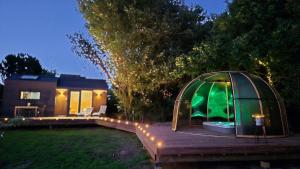 Maisons de vacances Tiny house Dome jacuzzi privatif : photos des chambres