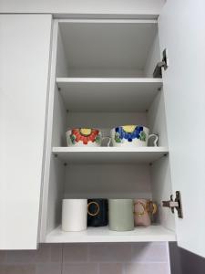 A spacious two-room accommodation near Gangnam