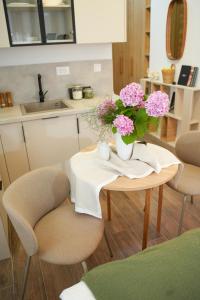 Helen studio apartment