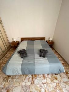 Ampio appartamento 6 posti con aria condizionata e balconi