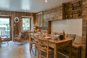 Maisons de vacances Gites Cimeleon : photos des chambres
