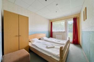 Poilsio kompleksas Tolieja Vieta renginiams bei poilsiui ant ežero kranto