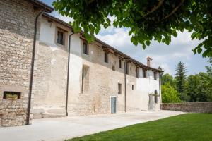 Castello di Porcìa - Residence Agrituristico