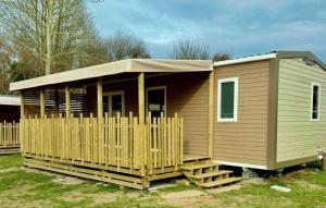 Campings Camping 3 etoiles - Piscine - ccbbhhe : Mobile Home 3