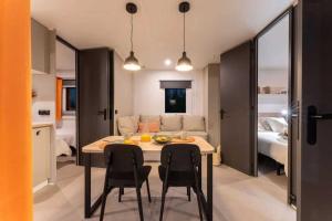 Campings Camping 3 etoiles - Piscine - ccbbhhe : photos des chambres