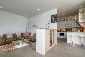 Fin Villa Bang Saray - 4hvězdičkové hotely ve městě Bang Sare