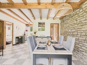 Maisons de vacances 800 m de la plage, jardin, maison pour 4 : photos des chambres