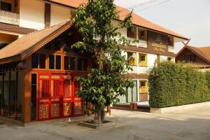 Mon Muang Hotel