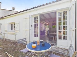 Maisons de vacances 800 m de la plage, jardin, maison pour 4 : photos des chambres