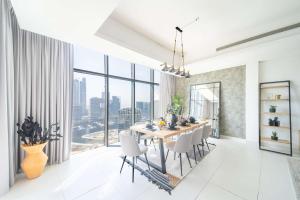 Frank Porter - MADA Residences, Downtown