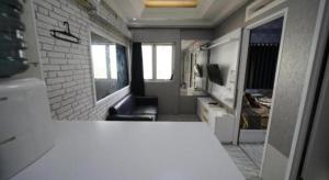 OYO Living 3091 Apt The Suites Metro By Ananda