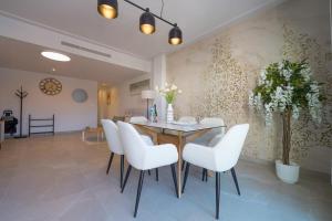 YourSpain Apartament S243B Heated pool