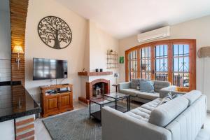 Casa Rosa Splash Pool by Casasol