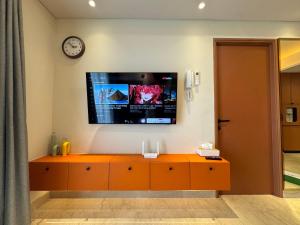 Podomoro Medan Lexington Tower - Japandi Modern - New Renovated 2 BR- direct mall access