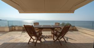 Koroni Seaside Private Beach Residence A
