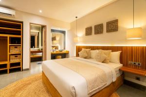 Villa Louna KVYZ3 by BaliSuperHost