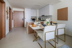 Frank Porter - Binghatti Amber