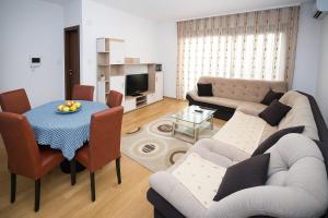 ADELISA COMFORT APARTMENTS - Near Slovenska Beach BUDVA