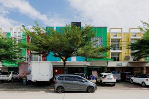 Sans Hotel Harapan Indah