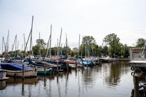 Wetterfrij - Enjoying the water in Elahuizen