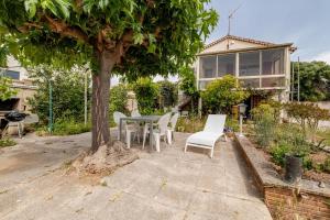 Villas Maison independante 52 m2, clim, wifi et jardin : photos des chambres