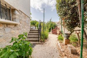Villas Maison independante 52 m2, clim, wifi et jardin : photos des chambres