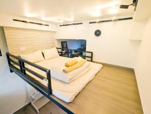 Lovina 12-19 Pollux Meisterstadt