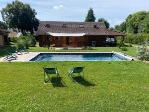 Maisons de vacances Charmante maison avec Piscine chauffee a 1h30 de Paris - Perche : photos des chambres