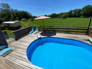 Campings Roulottes des Combrailles : photos des chambres