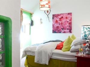 Lower Barns Guest House