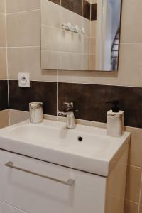 Appartements Maison Cleophee : photos des chambres