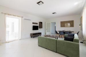 Villa Svoronou Athens Riviera