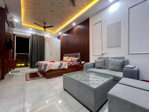 Atha luxury studio 02