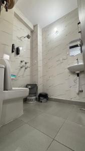 1BHK Luxury Max Stay