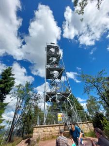 GROUNDFLOOR Vintage RETRO bezbarierovy v rodisti Karel Capek RUR ROBOT 40min od Krkonos pro milovniky cyklistiky Vintage non-barier accomodation near mountain for bicycle, JW