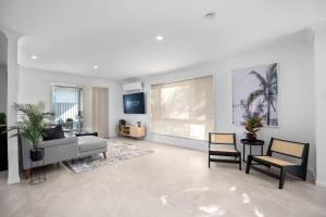 Coastal Central 3BR - Spa, Surfers Paradise, AC