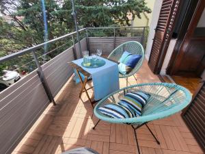 Apartment with terrace overlooking the see