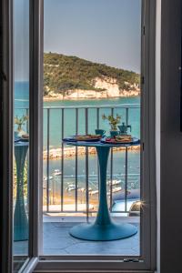 Appartamento con 1 Camera da Letto, Balcone e Vista Mare