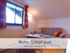 Bauernhof Finkel - Ferienwohnungen mit Balkon - Bergsicht - Traktor mitfahren - Tiere streicheln - entspannter Familienurlaub - zentrale Lage nahe Oberstdorf