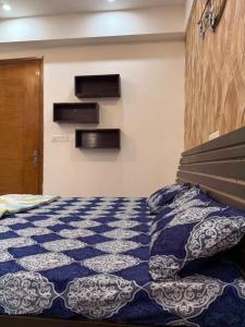 Zoom The Luxury Studio