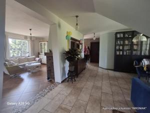 Sunny Hill Apartment