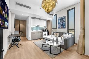 Peaceful Studio Midtown 20 mins to Expo City by Vibel