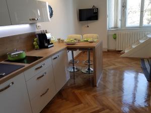 Studio apartment Nena with free private parking