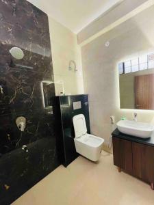 4bhk designer villa near Airport by Akira Homes