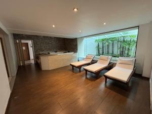 Duplex com garagem em Itaipava