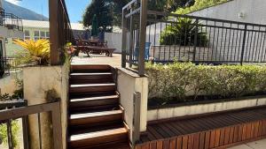 Duplex com garagem em Itaipava