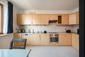 Boska Kładka Apartment by Bookinghost